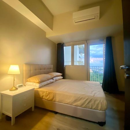 Park Mckinley West In Bgc Taguig Aparthotel Manila Exterior foto
