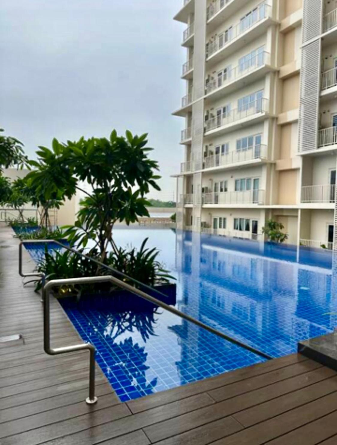 Park Mckinley West In Bgc Taguig Aparthotel Manila Exterior foto